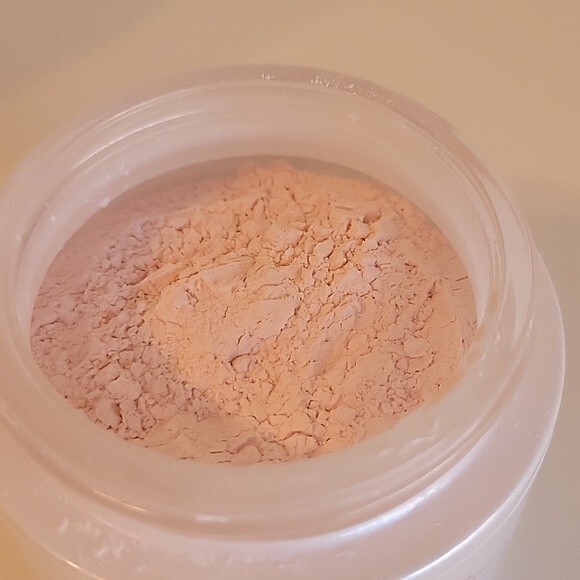 Kate Hudson Juice Beauty Revitalizing Acacia + Rose Powder Mask 1.7 oz - Picture 4 of 12